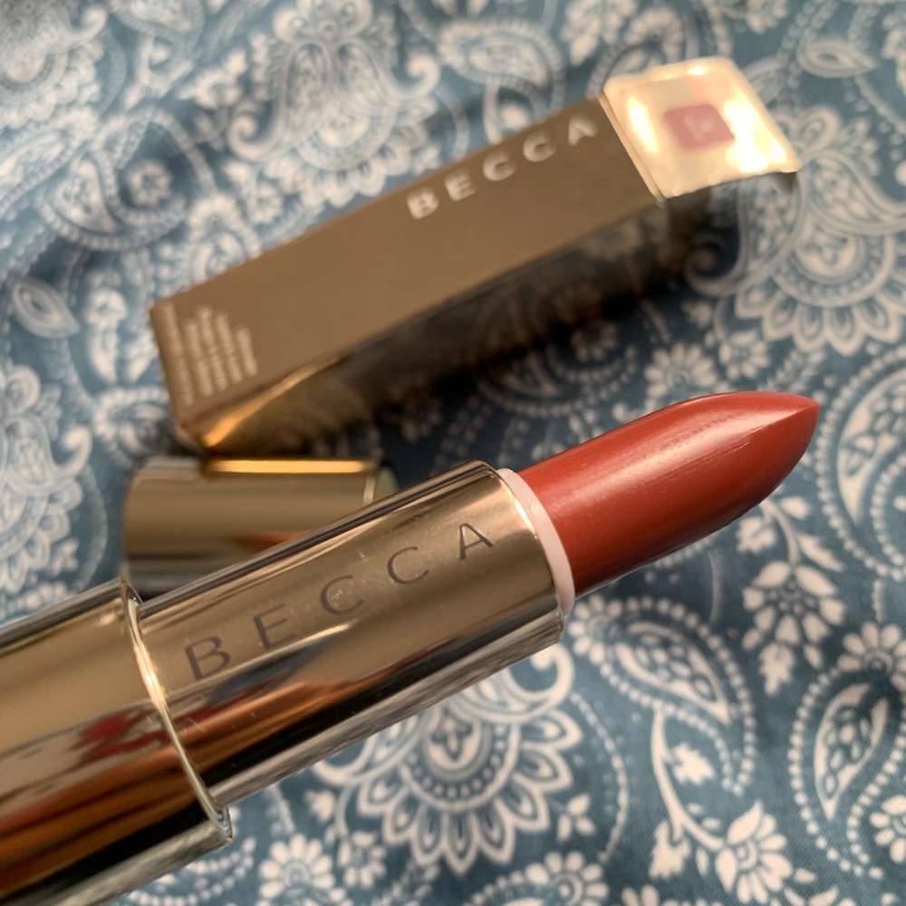 Becca Ultimate Lipstick Love in Mocha